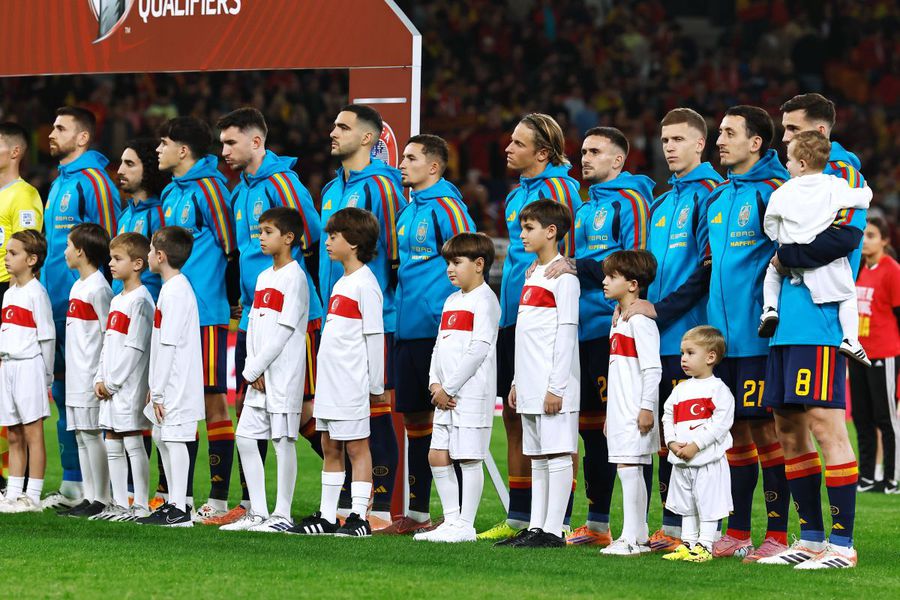 Adversarii României, jefuiți chiar în timpul meciului!