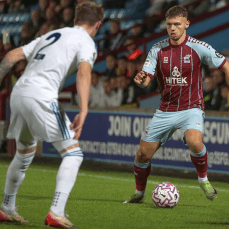 Atac cu cuțitul într-un tren » Un fotbalist se numără printre victime