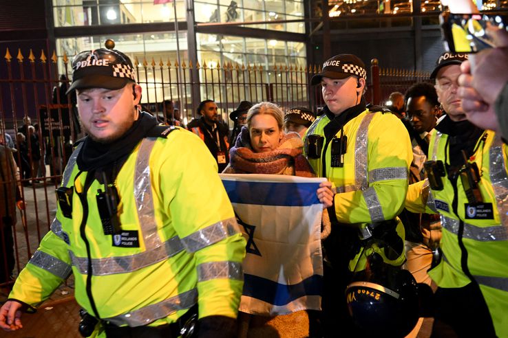 Străzile din Birmingham, înainte de Aston Villa - Maccabi Tel Aviv