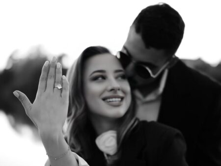 „Relația noastră a împlinit un an”