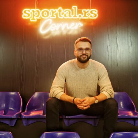 „Acolo se ascund slăbiciuni” » Românul în fața cui își pleacă fruntea