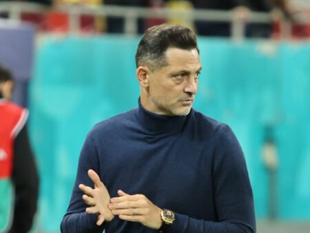 Cât ar trebui să plătească Mirel Rădoi pentru a părăsi Universitatea Craiova?