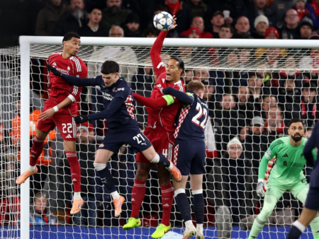 Dennis Man l-a pus pe Van Dijk într-o situație neplăcută! Un record rușinos pentru căpitanul lui Liverpool.