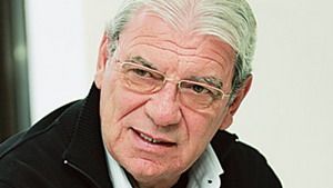 Simbolic: Ultimul meci pe stadion pentru Emerich Ienei, antrenorul care a câștigat Cupa Campionilor Europeni cu Steaua