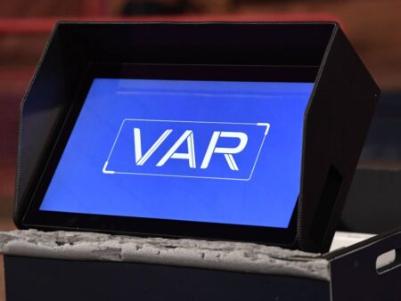 Iată o variantă a titlului: „VAR 2.0 este aici! Ce reprezintă FVS și care țară l-a testat?”