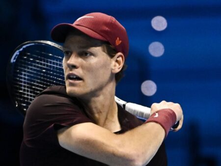 Turneul Campionilor | Sinner l-a învins pe Zverev pentru a treia oară în 17 zile și s-a calificat în semifinale la Torino