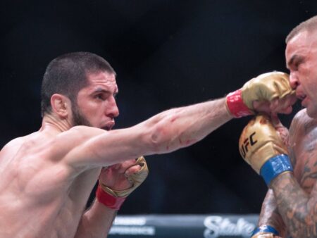 Islam Makhachev, un om cu suflet generos. Decizia luată după vizita în satul său natal. UFC 322 este LIVE pe VOYO, duminică de la 5:00.