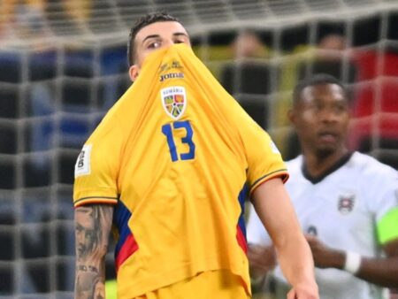 Mihăilă, în suferință: Lucescu l-a trimis în tribună, iar turcii au adâncit durerea