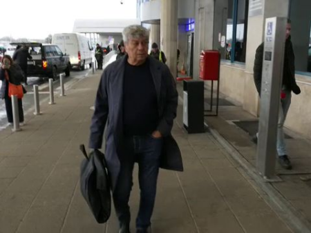 Mircea Lucescu a plecat spre Zurich! Cine îl însoțește pe selecționer la tragerea la sorți pentru baraj?
