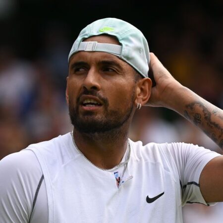 Nick Kyrgios „resimte presiunea” duelului cu Aryna Sabalenka: australianul nu s-a putut abține și i-a lansat o „săgeată” bieloruşe.