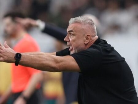 Olăroiu, nemulțumit de incidentul din Emirate – Irak: „Știam că se va întâmpla asta!“