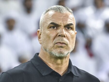 Olăroiu, calea către Mondiale trece prin „infern”: Irak – Emirate, mâine, de la ora 18:00