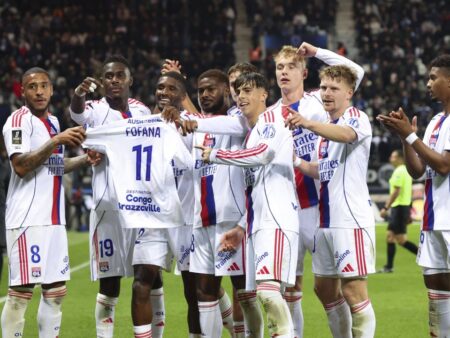 Brest – Olympique Lyon, pe VOYO, de la 16:00! Alte cinci meciuri din Ligue 1 de la 18:15.