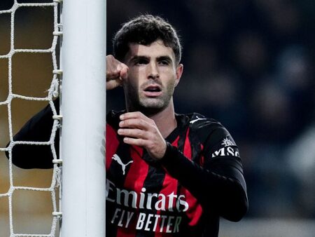 Pulisic nu a semnat încă prelungirea contractului cu AC Milan! Starul american ar putea reveni în Premier League.