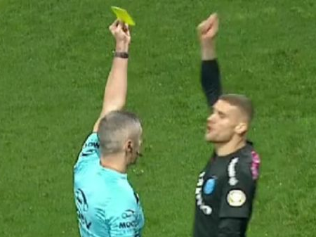 Cum l-a denumit Charalambous pe Daniel Bîrligea, la două săptămâni după cartonașul roșu din meciul cu Hermannstadt