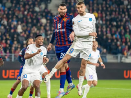 Iată o sugestie pentru titlu: "OUT! S-a accidentat și nu va juca în Bosnia – România: ‘Din păcate’"