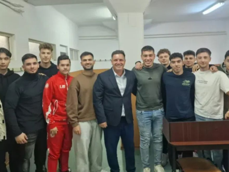 Boom! Triplul campion cu Steaua a devenit cadru universitar în București