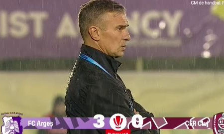 Daniel Pancu a rămas blocat! Cum a fost surprins antrenorul lui CFR la golul trei al FC Argeș