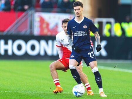 Decizia inițială a PSV privind coechipierul care l-a insultat pe Dennis Man!