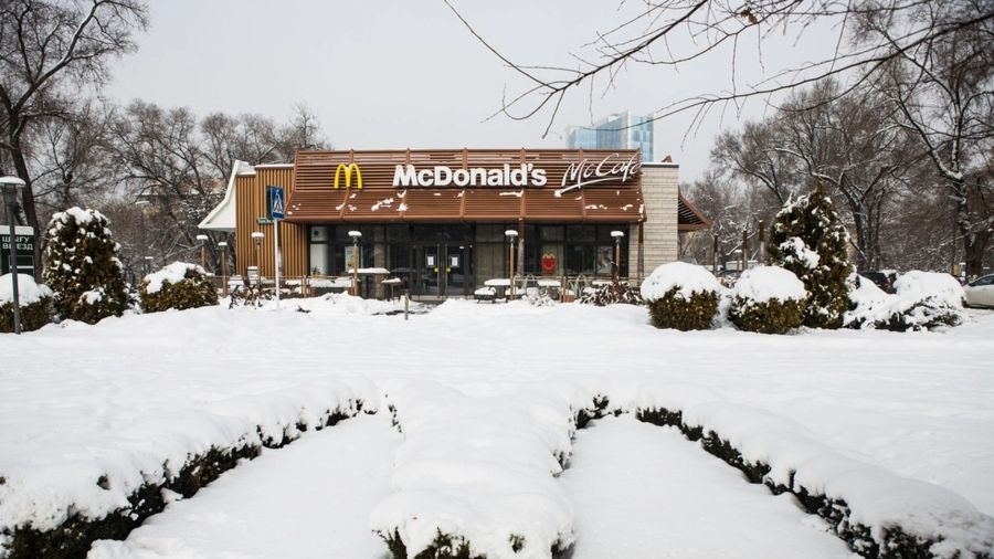 De ce se joacă meciul Kairat - Olympiakos la o oră neobișnuită pentru Liga Campionilor