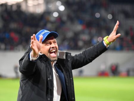 „Unul dintre cei mai apreciați antrenori explică de ce alege să rămână în Liga 2”