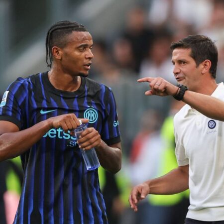 Îngrijorări pentru Cristi Chivu înaintea meciului cu Liverpool » Titularul de bază al lui Inter, incert pentru confruntarea din Liga Campionilor