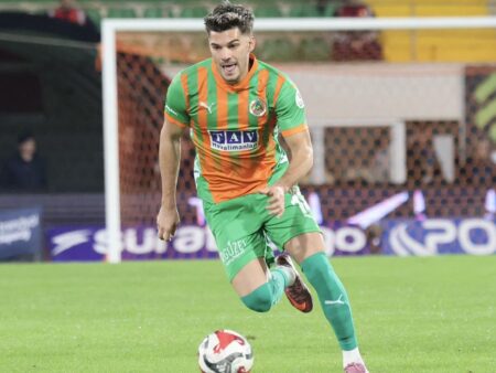 Ce relatează presa turcă despre Ianis Hagi, după derby-ul mediteranean din Super Lig