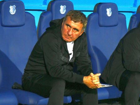 „Am experimentat viața în România”