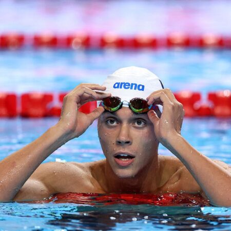 David Popovici, propus pentru titlul de „Înotătorul anului” de către Federația Internațională