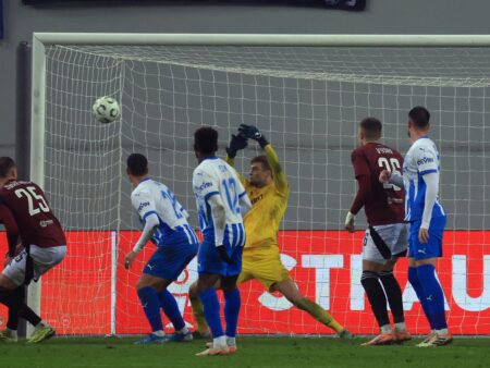 A descoperit punctul slab al titularului de la Universitatea Craiova: „Este foarte slab”