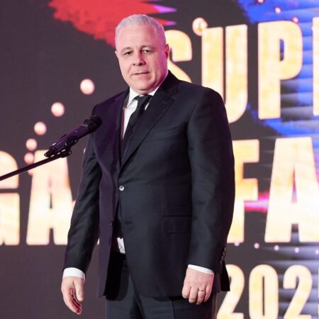 „Mi-ai arătat că ești un antrenor de excepție” / „Dar, cine altcineva ar fi?”