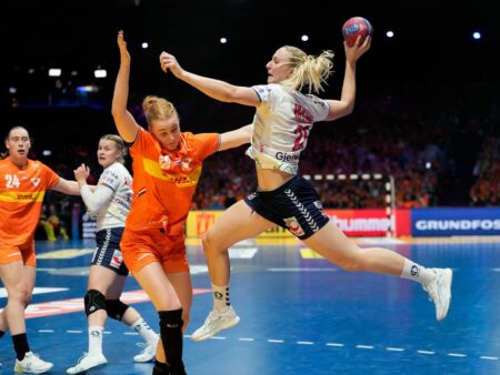 „Strategii neortodoxe” pentru a opri cea mai bună handbalistă de la Campionatul Mondial: „Nu le folosește să mă provoace”