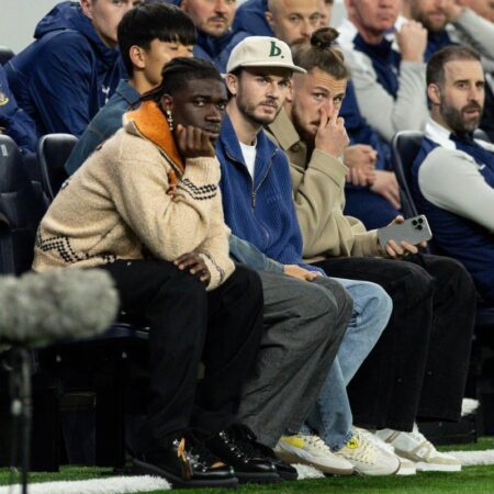 Motivul pentru care coechipierul lui Radu Drăgușin a folosit gaz ilariant: „Eram îngrozit”