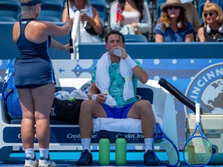 Două scenarii concepute pentru circuitul masculin!