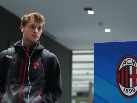 Pe urmele tatălui: Maximilian Ibrahimovic convocat în premieră la echipa mare a AC Milan