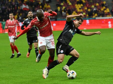 Un alt jucător din Superligă atrage atenția celor de la FCSB și Rapid: ce factori influențează transferul?