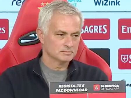 Jose Mourinho s-a descărcat pe el în conferință: „Fals! Te voi pedepsi”