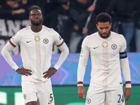 Chelsea intenționează să renunțe la 6 fotbaliști.