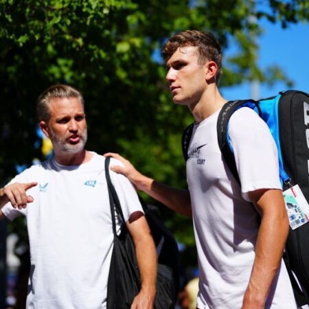 Al zecelea jucător de tenis din lume renunță la participarea la Australian Open 2026