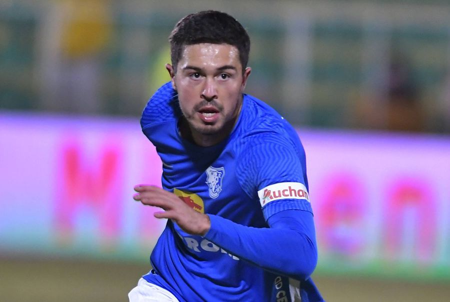 Are PATRU TITLURI în Liga 1, a fost golgheterul României și semnează rezilierea în plin sezon!