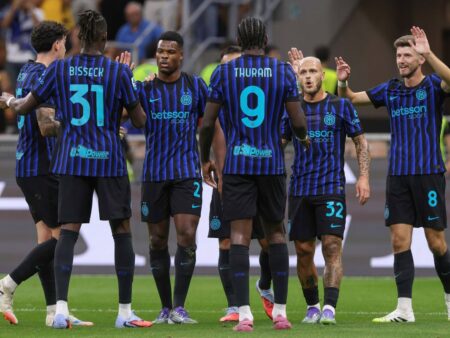 Titularul lui Cristi Chivu, țintit de Barcelona » Are patru oferte + Ce transfer plănuiește Inter