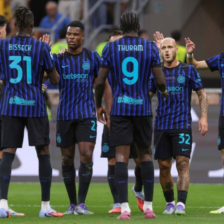 Titularul lui Cristi Chivu, țintit de Barcelona » Are patru oferte + Ce transfer plănuiește Inter