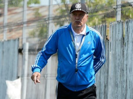 „Are un avantaj, sper să aibă succes”