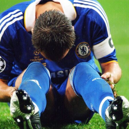 „De la etajul 25, mă uitam pe geam și mă întrebam: «Ce-ar fi dacă?…»”