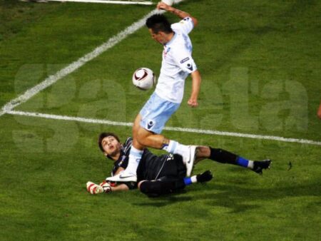 „Tragedia greacă” a Craiovei, alături de alte 7 drame din fotbalul românesc recent » De la Middlesbrough la Marseille, Moți și Cavani. Votează cea mai mare dezamăgire!