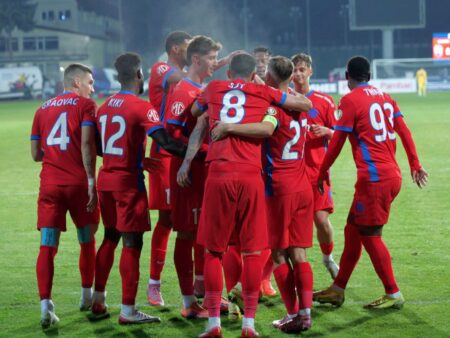 Ultima oră la FCSB! Mijlocașul s-a alăturat echipei roș-albastre: „Este un jucător extraordinar”