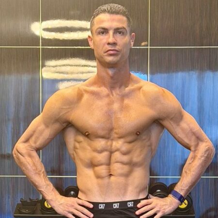 La aproape 41 de ani, Cristiano Ronaldo impresionează cu o formă fizică deosebită.