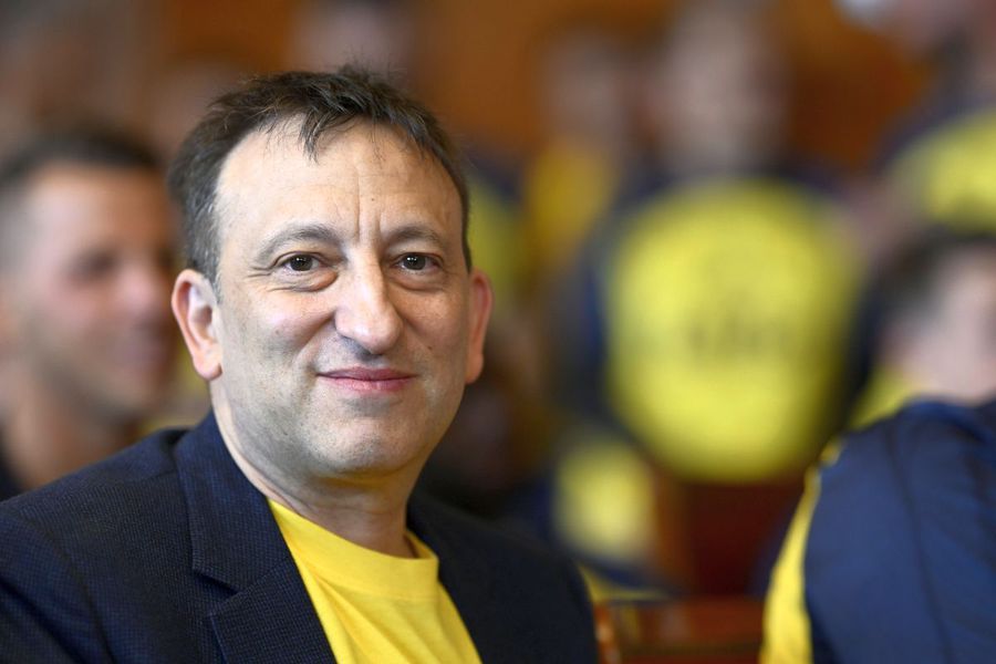 Scandal în Premier League » Proprietarul de club acuzat de pariuri ilegale