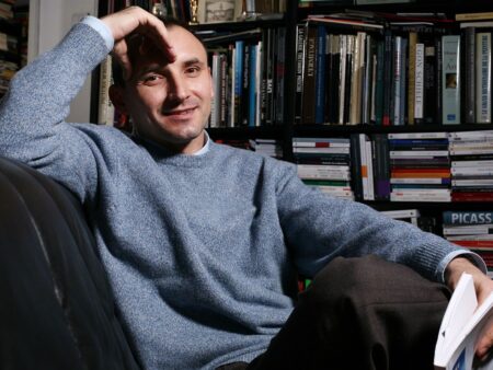 „În liceu eram obsedat de baschet, jucam fără oprire, până nu mai vedeam coșul”