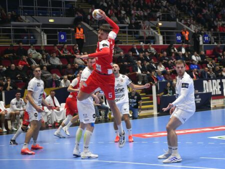 Transmisie în direct: Dinamo – Aalborg, Liga Campionilor